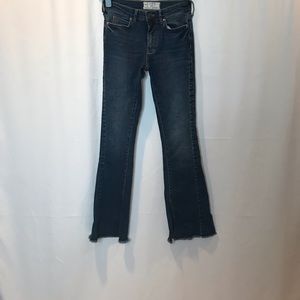 FREE PEOPLE FLARED LOW RISE JEANS